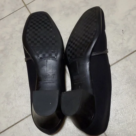 Munro Cindy black pumbs size 8N M207487 - Picture 5 of 7